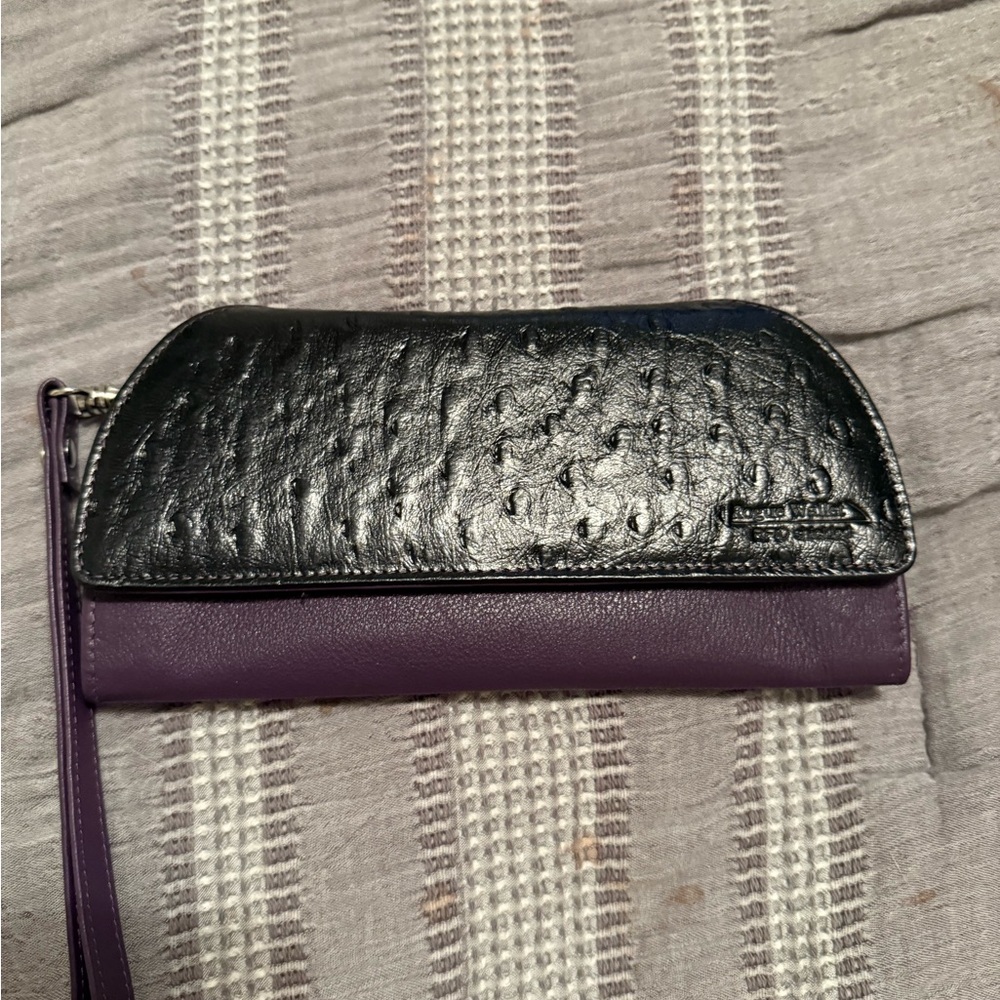 Elegant Black and Purple Women's Clutch